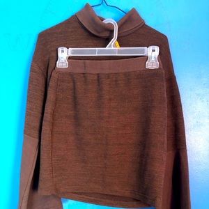 Thick 2 piece set, skirt and crop top